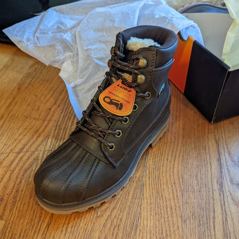 NWT Lugz Boots